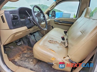 Zdjęcie 7 z 13 samochodu: 2005 FORD F350 SRW SUPER DUTY VIN:1FTWF31P35ED17352 - miniatura
