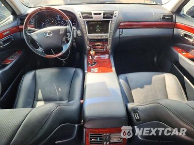 Zdjęcie 8 z 13 samochodu: 2008 LEXUS LS 600HL VIN:JTHDU46F585007354 - miniatura