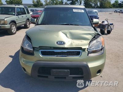 Piąte zdjęcie samochodu w środku: 2011 KIA SOUL + VIN:KNDJT2A26B7241000 - miniatura