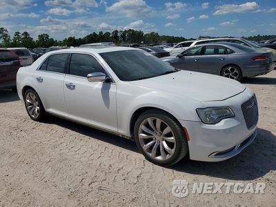 Czwarte zdjęcie samochodu z boku: 2015 CHRYSLER 300C VIN:2C3CCAEG6FH760457 - miniatura