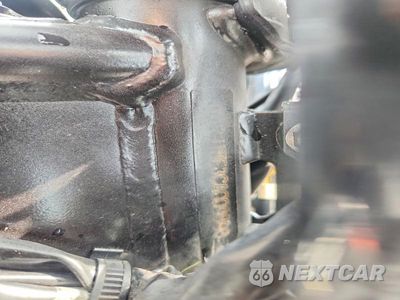 Zdjęcie 8 z 8 samochodu: 2012 YAMAHA FZ6 R VIN:JYARJ18E3CA009893 - miniatura