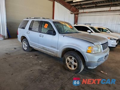 Czwarte zdjęcie samochodu z boku: 2002 FORD EXPLORER XLT VIN:1FMZU73E72UA11483 - miniatura