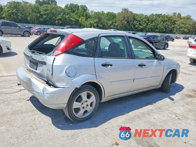 Trzecie zdjęcie samochodu z tyłu: 2005 FORD FOCUS ZX5 VIN:3FAFP37N75R141878 - miniatura