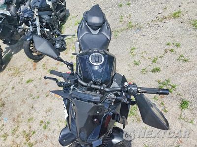 Piąte zdjęcie samochodu w środku: 2025 KAWASAKI ER500 VIN:ML5ERGE13SDA37669 - miniatura