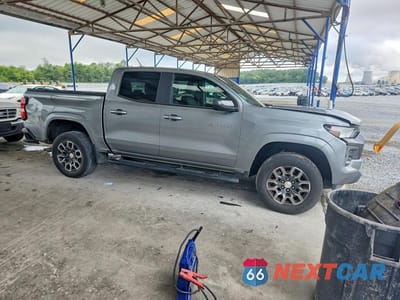Czwarte zdjęcie samochodu z boku: 2023 CHEVROLET COLORADO LT VIN:1GCPSCEK4P1136219 - miniatura