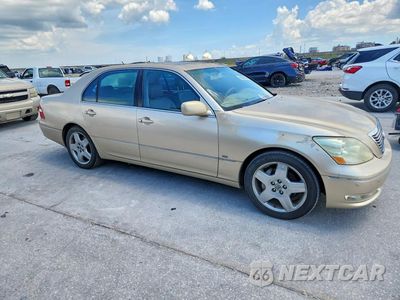 Czwarte zdjęcie samochodu z boku: 2004 LEXUS LS 430 VIN:JTHBN36FX40149205 - miniatura