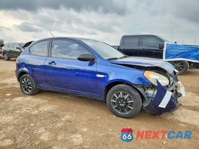 Czwarte zdjęcie samochodu z boku: 2008 HYUNDAI ACCENT GS VIN:KMHCM36C28U096654 - miniatura