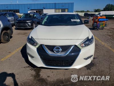 Piąte zdjęcie samochodu w środku: 2017 NISSAN MAXIMA 3.5 SV VIN:1N4AA6AP0HC415707 - miniatura