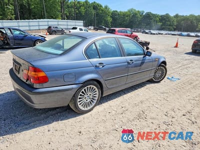 Trzecie zdjęcie samochodu z tyłu: 2003 BMW 330 XI VIN:WBAEW53423PN30026 - miniatura