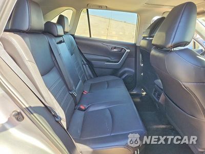 Zdjęcie 10 z 12 samochodu: 2021 TOYOTA RAV4 HYBRID XLE PREMIUM VIN:4T3B6RFV0MU049490 - miniatura