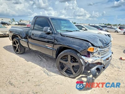Czwarte zdjęcie samochodu z boku: 2001 GMC NEW SIERRA C1500 VIN:1GTEC14W41Z215704 - miniatura