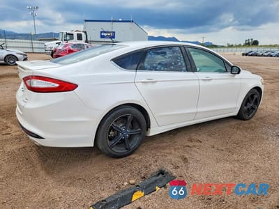 Trzecie zdjęcie samochodu z tyłu: 2016 FORD FUSION SE VIN:3FA6P0HD0GR328354 - miniatura