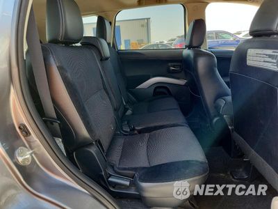 Zdjęcie 11 z 13 samochodu: 2013 MITSUBISHI OUTLANDER SE VIN:JA4AS3AW9DU012997 - miniatura