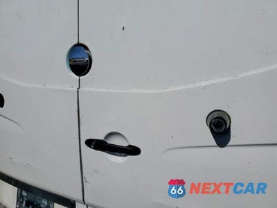 Zdjęcie 10 z 13 samochodu: 2015 FREIGHTLINER SPRINTER 2500 REFRIGERATED DELIVERY VAN VIN:WDYPE7CC5F5974751 - miniatura
