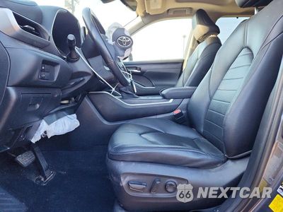 Zdjęcie 7 z 13 samochodu: 2020 TOYOTA HIGHLANDER XLE VIN:5TDHZRBH1LS030318 - miniatura
