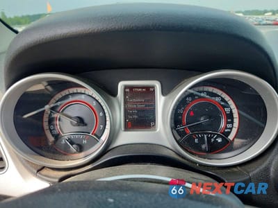 Zdjęcie 9 z 13 samochodu: 2014 DODGE JOURNEY R/T VIN:3C4PDCEG4ET277710 - miniatura
