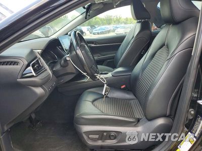 Zdjęcie 7 z 12 samochodu: 2022 TOYOTA CAMRY SE VIN:4T1G11AK3NU060464 - miniatura