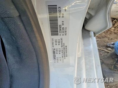 Zdjęcie 12 z 12 samochodu: 2015 CHRYSLER 200 LIMITED VIN:1C3CCCAB4FN605595 - miniatura