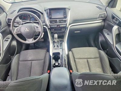 Zdjęcie 8 z 13 samochodu: 2020 MITSUBISHI ECLIPSE CROSS ES VIN:JA4AS3AAXLZ012769 - miniatura