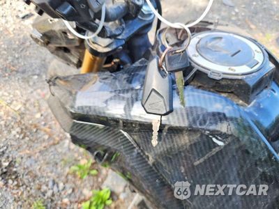 Zdjęcie 8 z 9 samochodu: 2019 HONDA GROM 125 VIN:MLHJC7516K5104730 - miniatura