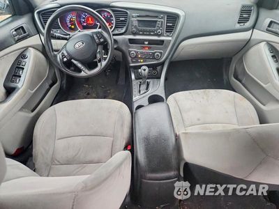 Zdjęcie 8 z 12 samochodu: 2012 KIA OPTIMA LX VIN:KNAGM4A73C5289482 - miniatura