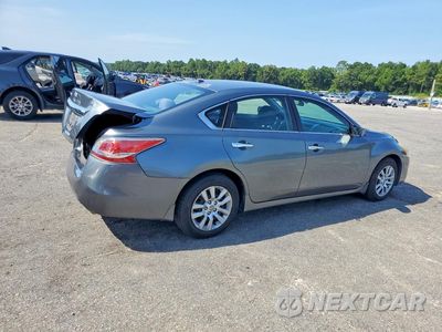Trzecie zdjęcie samochodu z tyłu: 2015 NISSAN ALTIMA 2.5 S VIN:1N4AL3AP2FN403391 - miniatura