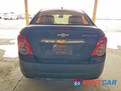 Zdjęcie 6 z 12 samochodu: 2013 CHEVROLET SONIC LTZ VIN:1G1JE5SG3D4168526 - miniatura