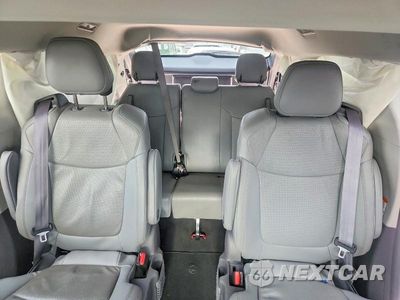 Zdjęcie 10 z 13 samochodu: 2021 TOYOTA SIENNA LIMITED 7-PASSENGER VIN:5TDZRKEC2MS066841 - miniatura