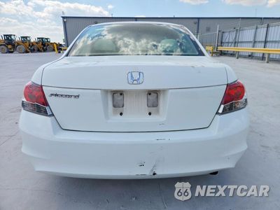 Zdjęcie 6 z 13 samochodu: 2008 HONDA ACCORD LXP VIN:JHMCP26488C064911 - miniatura