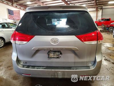 Zdjęcie 6 z 13 samochodu: 2012 TOYOTA SIENNA XLE 7-PASSENGER VIN:5TDDK3DC9CS047627 - miniatura