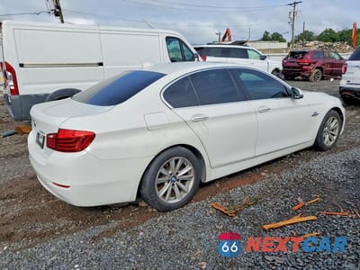 Trzecie zdjęcie samochodu z tyłu: 2016 BMW 528 I VIN:WBA5A5C56GD526477 - miniatura
