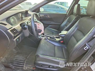 Zdjęcie 7 z 13 samochodu: 2017 HONDA ACCORD SPORT VIN:1HGCR2F59HA253424 - miniatura