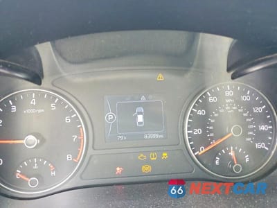 Zdjęcie 9 z 12 samochodu: 2018 KIA OPTIMA LX VIN:5XXGT4L34JG263482 - miniatura
