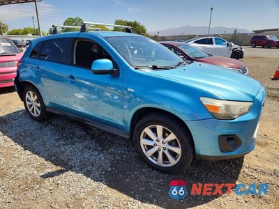 Czwarte zdjęcie samochodu z boku: 2013 MITSUBISHI OUTLANDER SPORT ES VIN:4A4AP3AUXDE003749 - miniatura