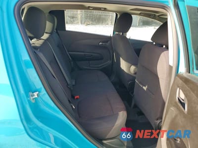 Zdjęcie 10 z 13 samochodu: 2020 CHEVROLET SONIC LT VIN:1G1JD6SB1L4107977 - miniatura