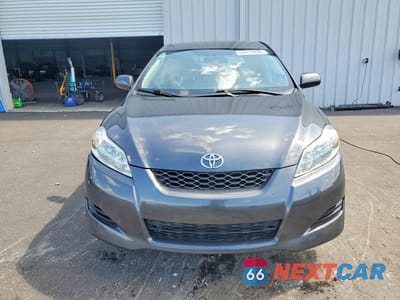 Piąte zdjęcie samochodu w środku: 2009 TOYOTA MATRIX BASE VIN:2T1KU40EX9C157019 - miniatura