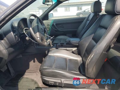 Zdjęcie 7 z 12 samochodu: 1994 BMW 325 IC AUTOMATIC VIN:WBABJ6321RJD37015 - miniatura