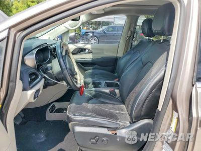Zdjęcie 7 z 13 samochodu: 2017 CHRYSLER PACIFICA LIMITED VIN:2C4RC1GG2HR840211 - miniatura