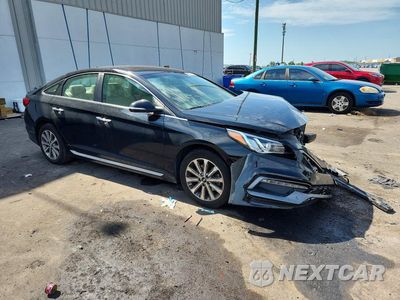 Czwarte zdjęcie samochodu z boku: 2017 HYUNDAI SONATA LIMITED VIN:5NPE34AF6HH505580 - miniatura