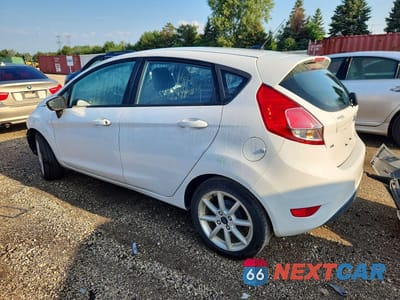 Drugie zdjęcie samochodu z przodu: 2019 FORD FIESTA SE VIN:3FADP4EJ4KM132853 - miniatura