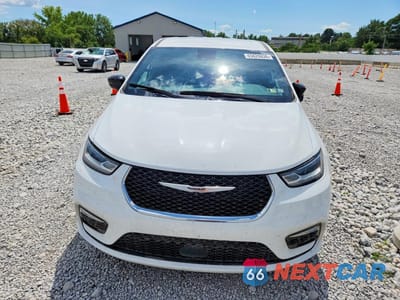 Piąte zdjęcie samochodu w środku: 2025 CHRYSLER PACIFICA SELECT VIN:2C4RC1BG1SR530288 - miniatura