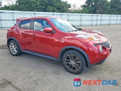 Czwarte zdjęcie samochodu z boku: 2013 NISSAN JUKE S VIN:JN8AF5MVXDT228585 - miniatura