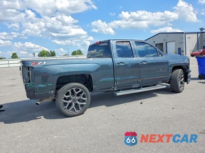 Trzecie zdjęcie samochodu z tyłu: 2018 CHEVROLET SILVERADO K1500 LT VIN:2GCVKREC2J1109296 - miniatura