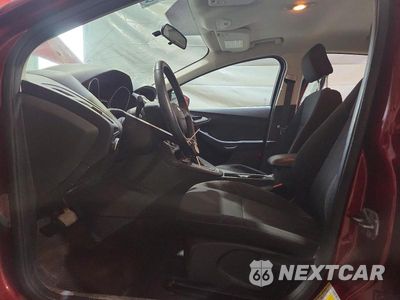 Zdjęcie 7 z 12 samochodu: 2016 FORD FOCUS SE VIN:1FADP3K27GL223650 - miniatura