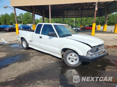Czwarte zdjęcie samochodu z boku: 2003 CHEVROLET S TRUCK S10 VIN:1GCCS19X038130492 - miniatura