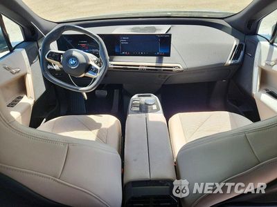 Zdjęcie 8 z 14 samochodu: 2025 BMW IX XDRIVE50 VIN:WB523CF09SCT23050 - miniatura