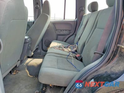 Zdjęcie 11 z 14 samochodu: 2007 JEEP LIBERTY SPORT VIN:1J4GK48K07W507391 - miniatura
