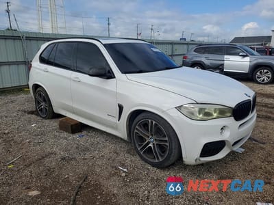 Czwarte zdjęcie samochodu z boku: 2016 BMW X5 XDRIVE50I VIN:5UXKR6C5XG0J83053 - miniatura