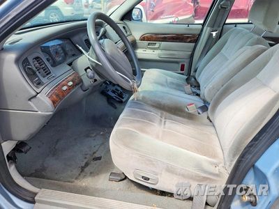 Zdjęcie 7 z 12 samochodu: 2004 MERCURY GRAND MARQUIS GS VIN:2MEFM74WX4X692442 - miniatura