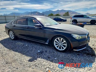 Czwarte zdjęcie samochodu z boku: 2016 BMW 740 I VIN:WBA7E2C50GG546685 - miniatura
